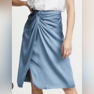 CLUB MONACO- Skirt Sz.8 Beautiful Sky Blue Color NWOT